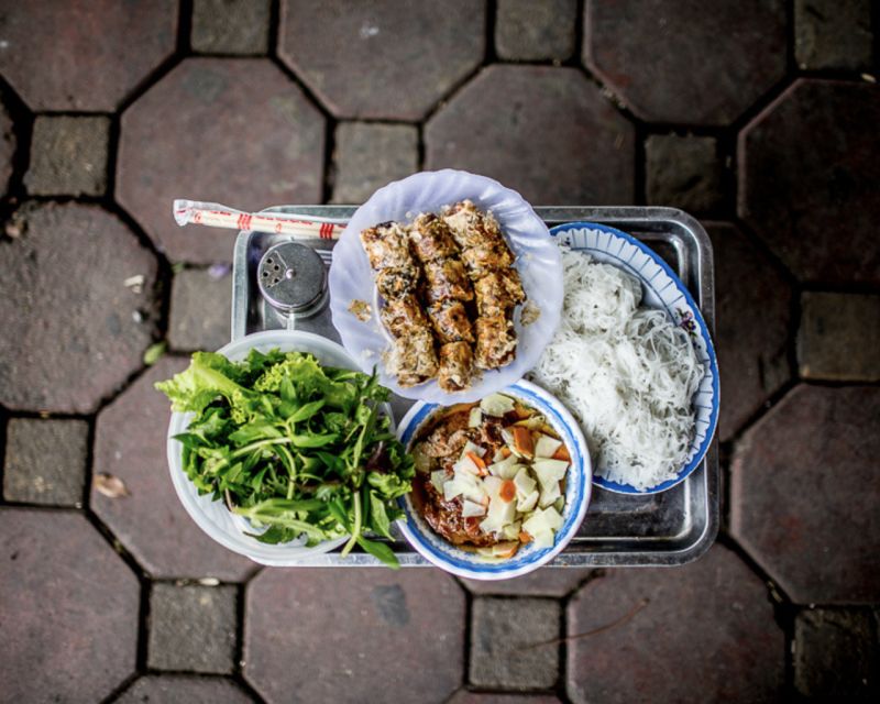 Hanoi’s Culinary: Authentic Cooking Class and Local Market - From Hanoi market stalls to the cooking table