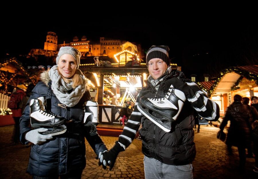 Heidelberg: 1.5-Hour Christmas Market Walking Tour - Following the wooden stalls through Heidelberg’s Old Town