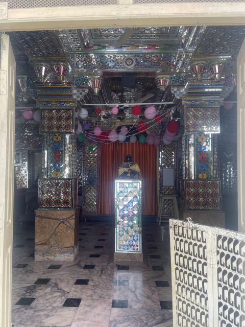 Heritage Walk, Local Markets & Food Tasting - Non Touristy - Starting beside Jagdish Temple