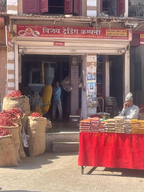 Heritage Walk, Local Markets & Food Tasting - Non Touristy - Rao Ji ka Hata Road and the first food stops