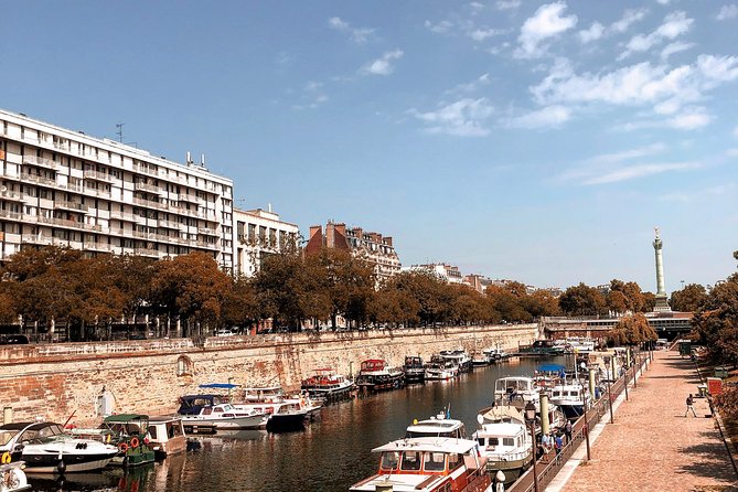 Historical Paris Walking Tour to Vibrant Food Market - The best way to use your morning
