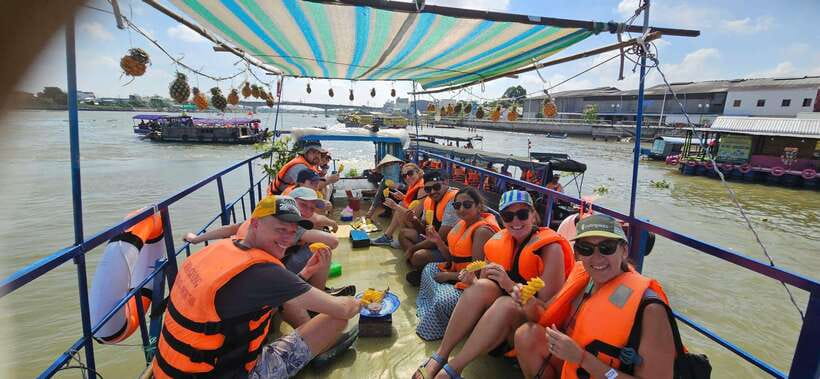 Ho Chi Minh: 1 Day Can Tho Floating Market & Cu Chi Tunnels - Lunch near Cu Chi before the underground visit