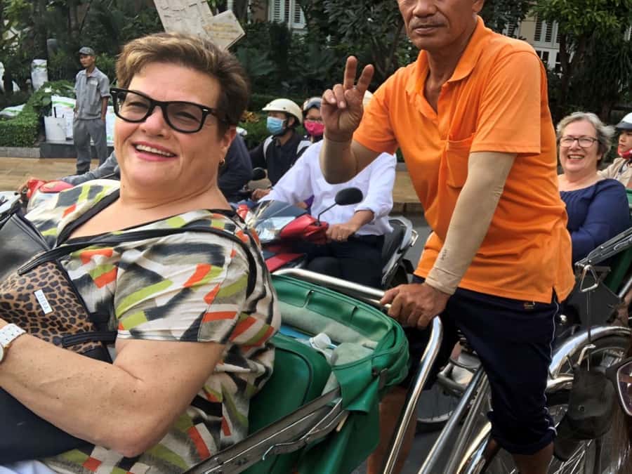 Ho Chi Minh: Authentic Market Cyclo Tour without Tour guide - Key points at a glance