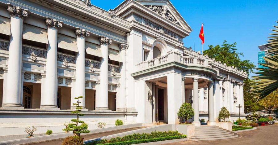 Ho Chi Minh City: History Museum and Ben Thanh Market Tour - Museum of Vietnamese History: Vietnam before and beyond the modern city