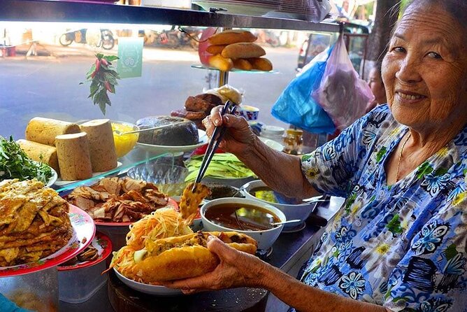 Hoi An Ancient Town - Night Market Street Food Walking Tours - Starting at 6 pm in Hoi An