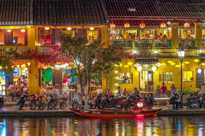 Hoi An Ancient Town Walking Street Food Tours with Night Market - The Thu Bon River after sunset