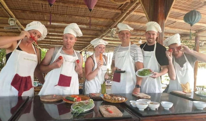 Hoi An: Eco Cooking Class with Market Trip and Basket Boat - Key points to know before booking