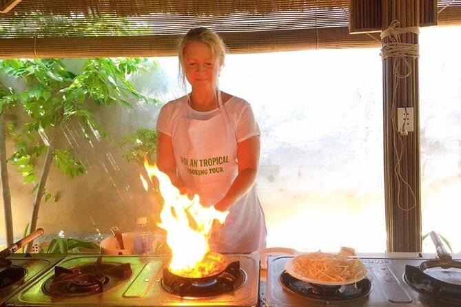 Hoi An Local Market and Vegetable Village Cooking Class - Key points at a glance