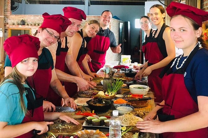 Hoi An Local Market and Vegetable Village Cooking Class - Booking, pickup, and practical details