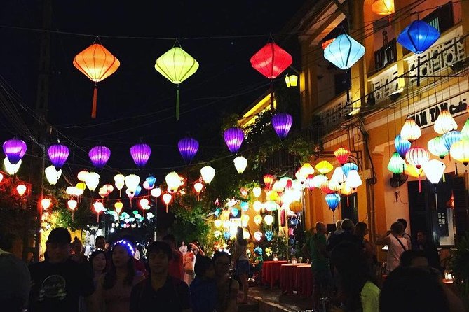 Hoi An Night Market with Hoi an walking Tour , Colourful Lanterns, Boat Ride - What you see inside the ancient town