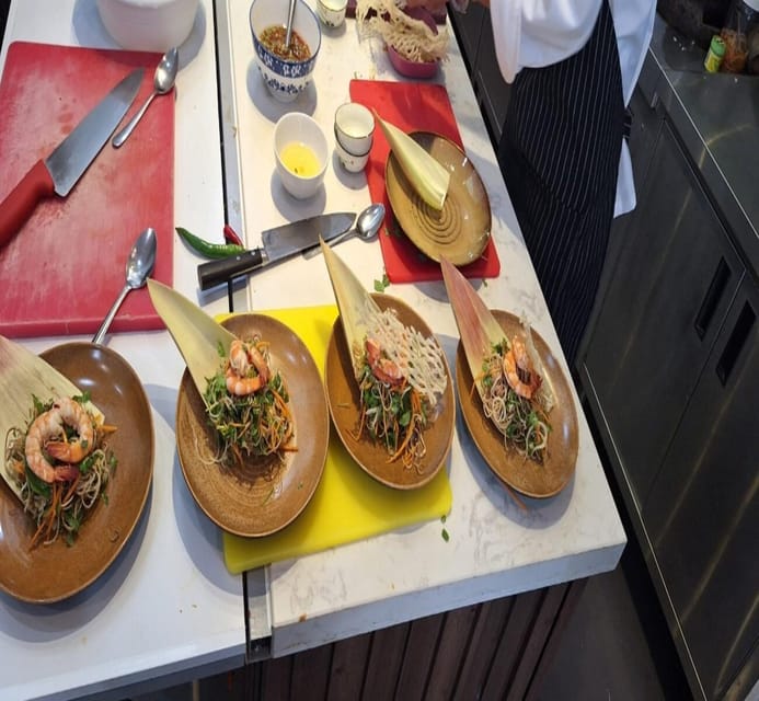 Hoi An:Vegetarian Cooking Class & Explore Market wChef Thanh - The value of $27 for three hours