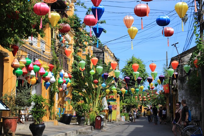 HoiAn Walking Tours Night market, Colourful Lanterns, Boat Ride - Who will enjoy this Hoi An evening