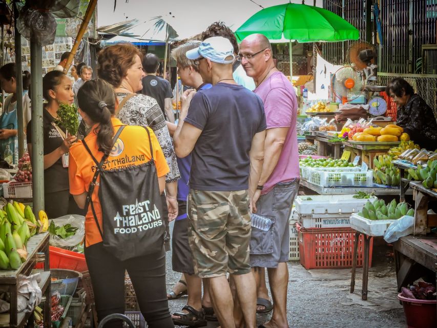 Hua Hin: Thai Street Food & Market Walking Tour - Reading Hua Hin Through Chat Chai Market