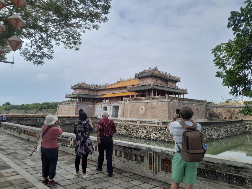 Hue:Deluxe Walking tour to Imperial City and Dong Ba Market - Why This Hue Morning Works So Well