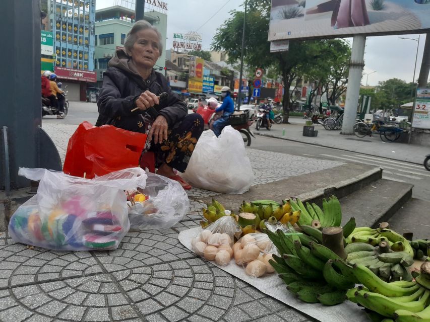 Hue:Deluxe Walking tour to Imperial City and Dong Ba Market - Is $20 a Fair Price?