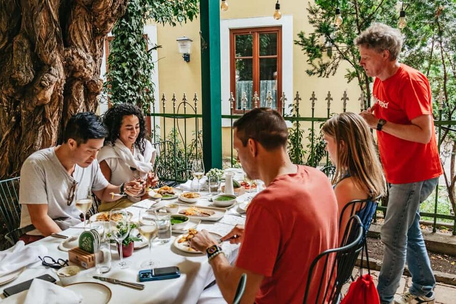 Hungry in Vienna? A Food Lover’s Coffee & Market Walk - Coffee, strudel, and a proper Viennese start