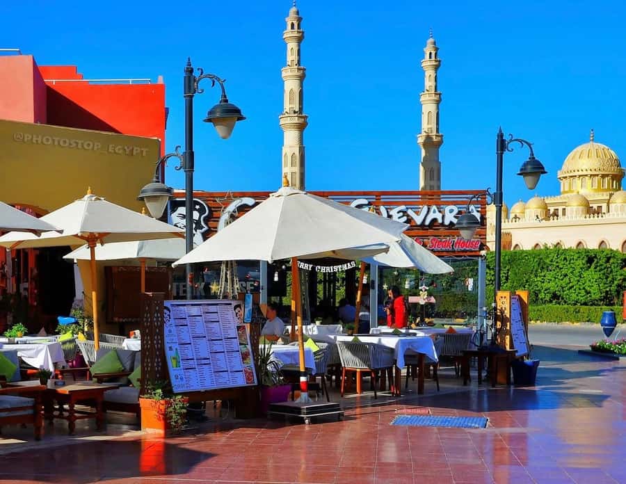 Hurghada: City Guided Tour with Local Market Stop - From resort strip to real Hurghada