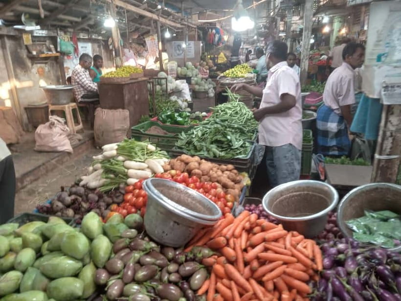 Indian Cooking & Market Tour in Pondicherry with Manisha Ray - Sharing the meal in a family home