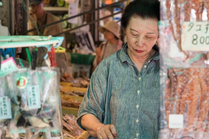 Inside Tokyo’s Kitchen: Tsukiji Market, Food & Culture Tour - Who will get the most from this tour?