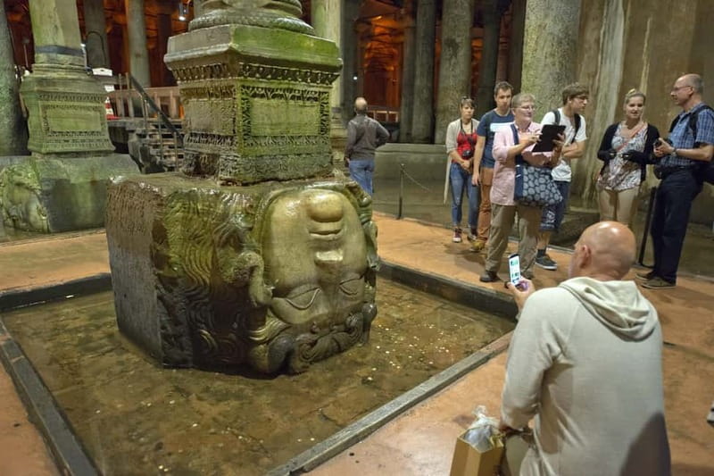 Istanbul: Blue Mosque, Basilica Cistern & Spice Bazaar Tour - Why Sultanahmet works so well in 3.5 hours