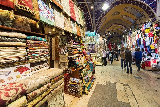 Istanbul Grand Bazaar and Egyptian Bazaar Shopping Tour - The guide makes or breaks the day