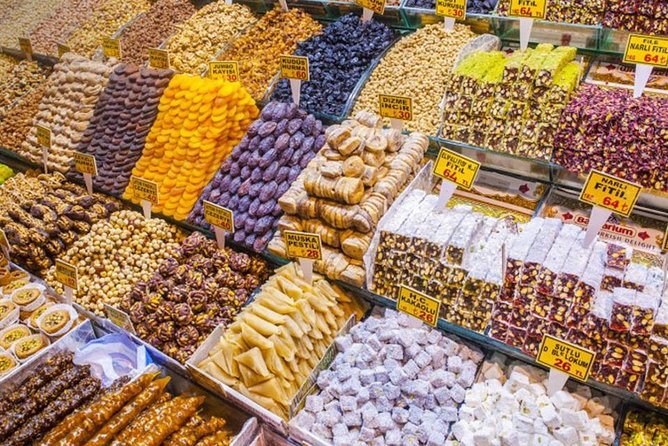 Istanbul Grand Bazaar and Egyptian Bazaar Shopping Tour - Shopping pressure and how to protect your budget