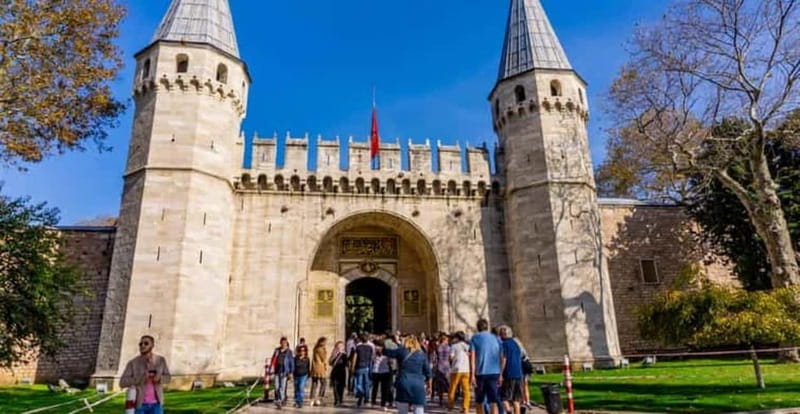 Istanbul: Guided Topkapi and Grand Bazaar with Small Group - Key points to know before booking