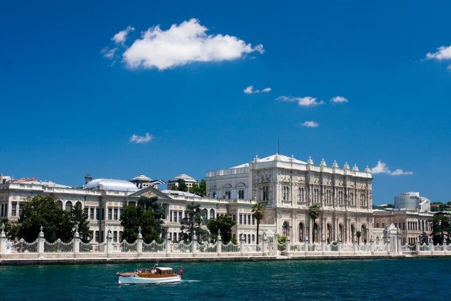Istanbul: Morning Bosphorus Boat Tour with Spice Bazaar - Who will enjoy this morning most?