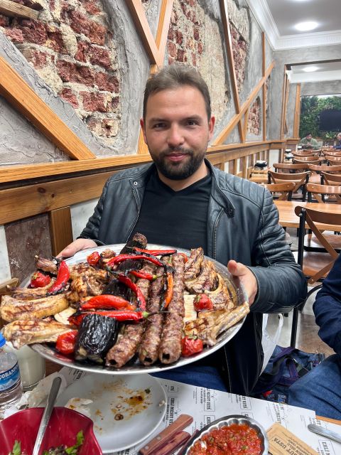 Istanbul Private Shopping Tour – Grand Bazaar & Spice Market - Carpet making before the market crowds