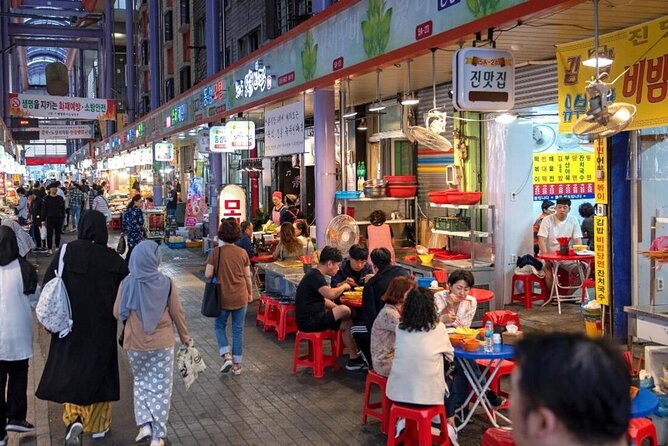 Jagalchi Sunset Cruise and Night Market Tour in Busan - Jagalchi Market, Busan’s seafood showcase