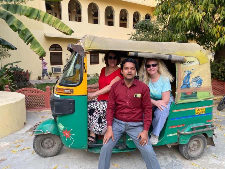 Jaipur: Half-Day or Full-Day Tour with Flower Market - Seeing Jaipur From a Private Tuk-Tuk