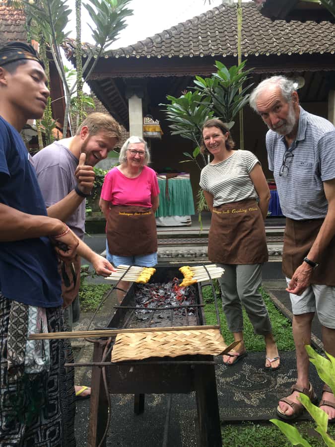 Jambangan bali cooking class with morning market tour - Eating the meal you prepared