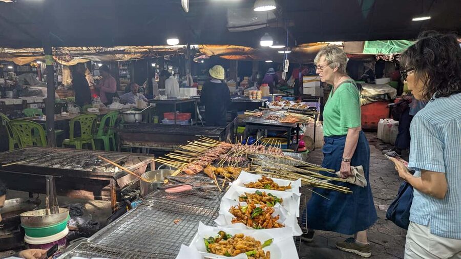 Kampot Pepper & Kep/Crab Market Tours: Salt, Secret lake - A full day from Kampot’s fields to Kep’s shore