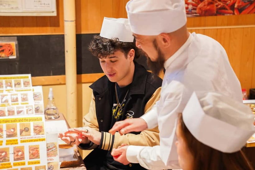 Kanazawa: Sushi Making Experience at Oumicho Market - Why this sushi lesson works in Omicho Market