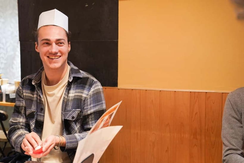 Kanazawa: Sushi Making Experience at Oumicho Market - Finding Sushi Enome inside the market