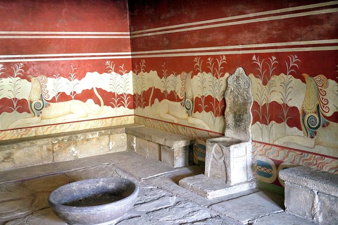 Knossos Palace guided tour - Heraklion City tour + market - Adding the Archaeological Museum