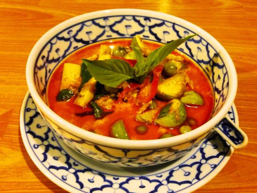 Ko Lanta: Thai Cooking Class with Market Tour and Dinner - Who should book this class