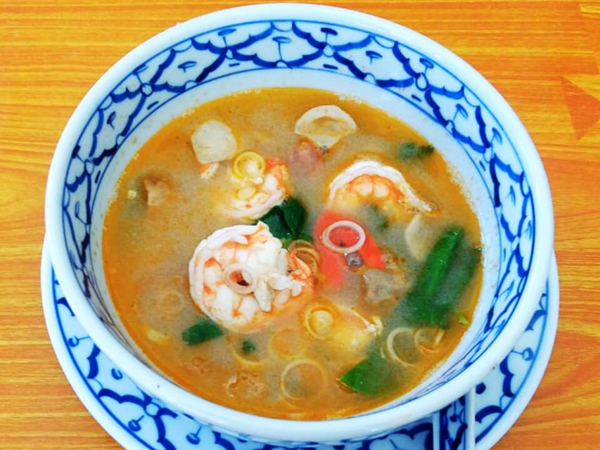 Ko Lanta: Thai Cooking Class with Market Tour and Dinner - Evening dinner classes and their changing menus