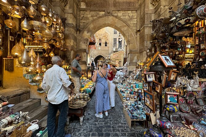 Koshary Abou Tarek Old Cairo and Khan Elkhalili Market Tour - Mint tea and old Cairo atmosphere at Al Feshawy Cafe