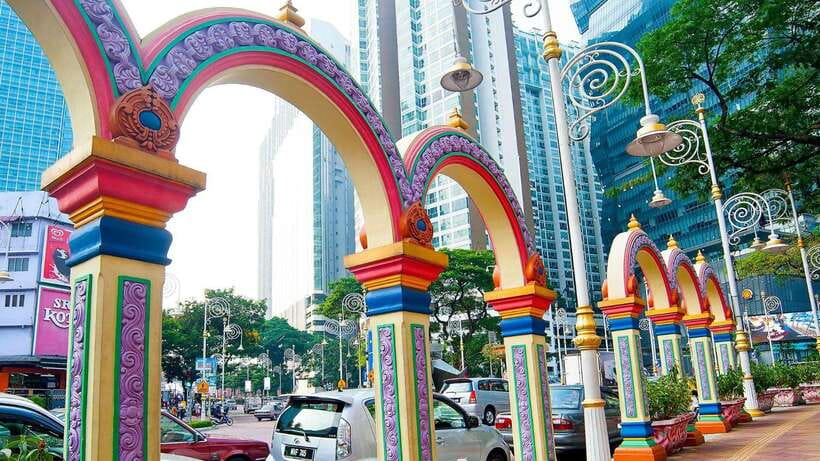 Kuala Lumpur: Sightseeing, Markets, and Food Night Tour - Istana Negara: a royal photo stop