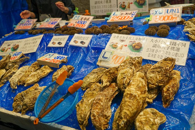 Kuromon Market Food Walking Tour in Osaka (6 stops, 6 tastes) - Namba Grand Kagetsu, Namba, and Dotonbori