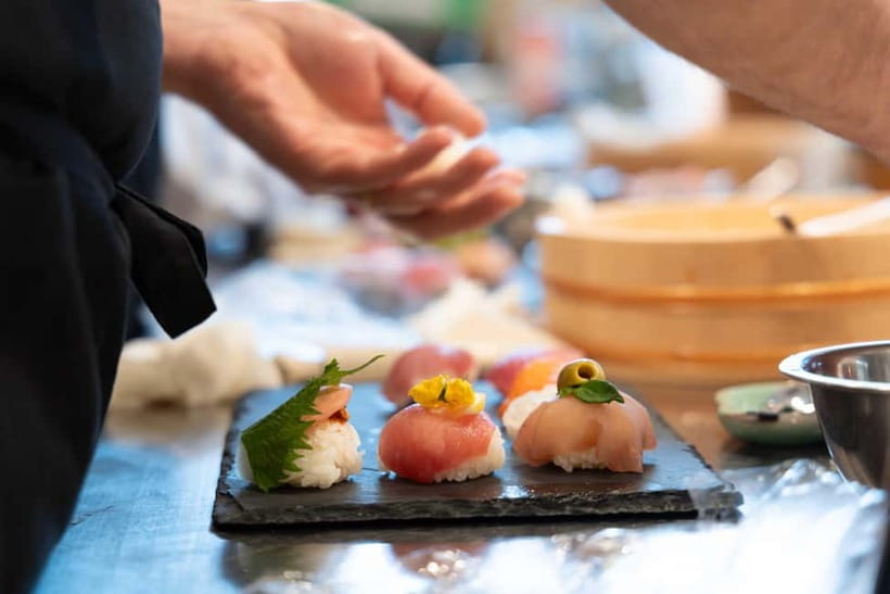Kyoto: Enjoy Sushi & Market Tour! Best for Family & Couple! - Learning dashi and making miso soup