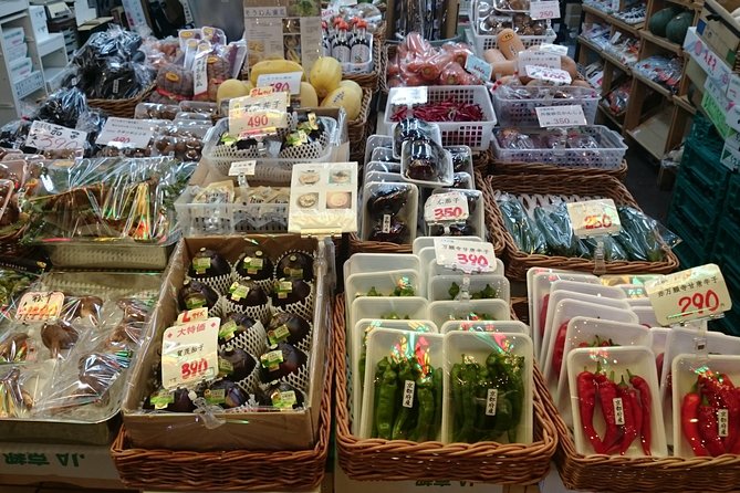 Kyoto Nishiki Market Food and Culture Walking Tour - A quiet temple at Takoyakushido Eifukuji