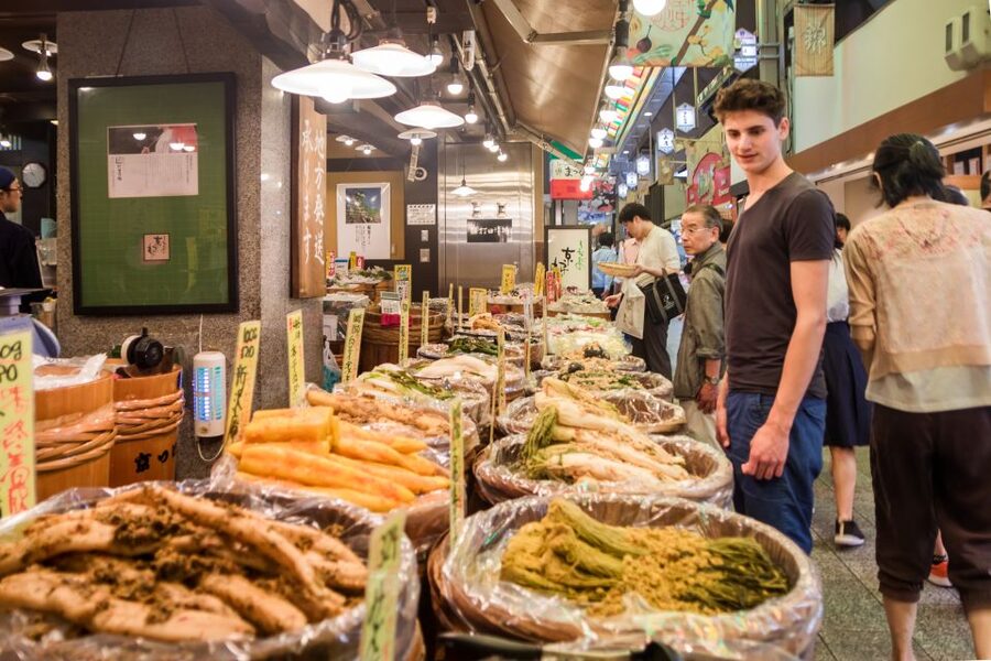 Kyoto: Nishiki Market Food Tour - Key points at a glance