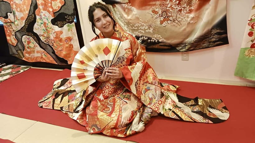 Kyoto: Nishiki Market Tea Ceremony with Koto Performance - The optional kimono photographs