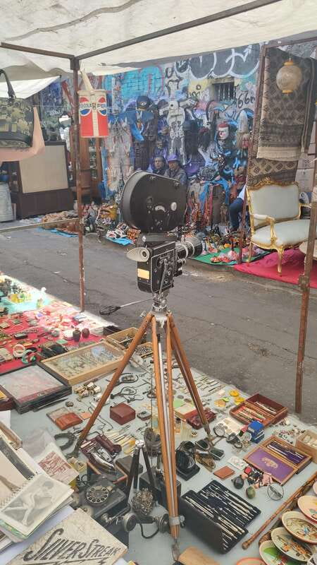 La Lagunilla's Antique Bazaar - The sounds and movement of La Lagunilla