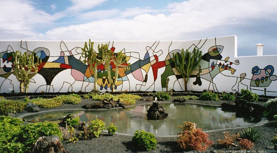 Lanzarote: César Manrique & Teguise Market from Cruise Port - Timing, stairs, and port-day planning