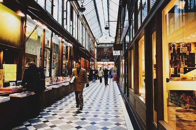 Les Puces de Saint Ouen Flea Market Private Tour in Paris - A pause at Chez Louisette