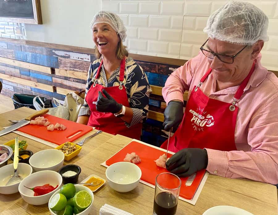 Lima: Market Tour and Cooking Class with Pisco Sour - Why this Lima food tour works so well