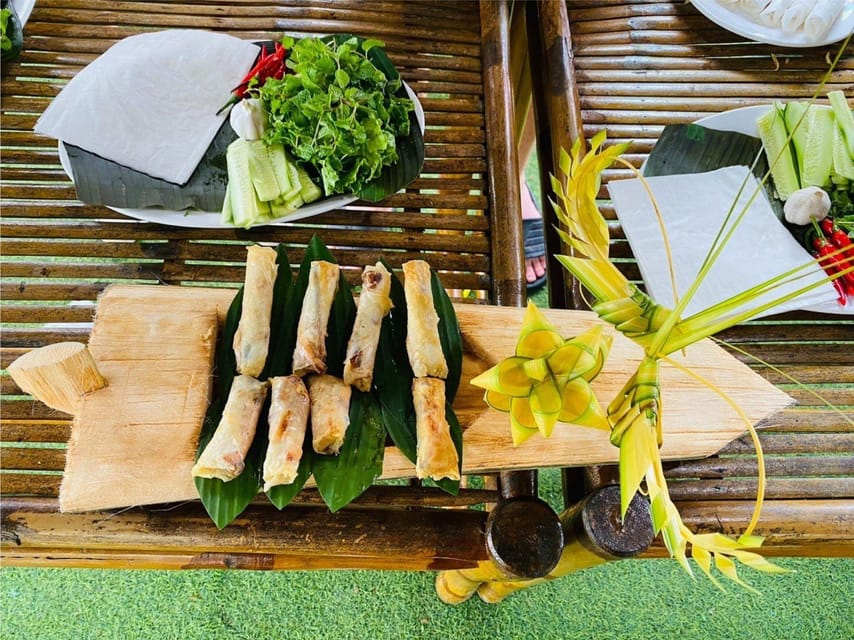 Local market, Basket boat, crab fishing & cooking class - Eating the meal you helped prepare
